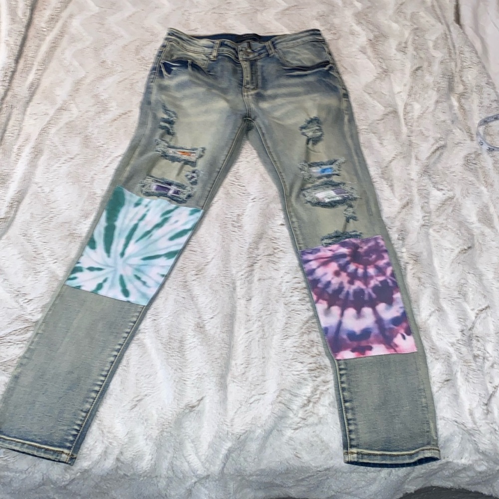 Amiri Tie-Dye Art Patch Distressed Jeans excellent like new condition size 32